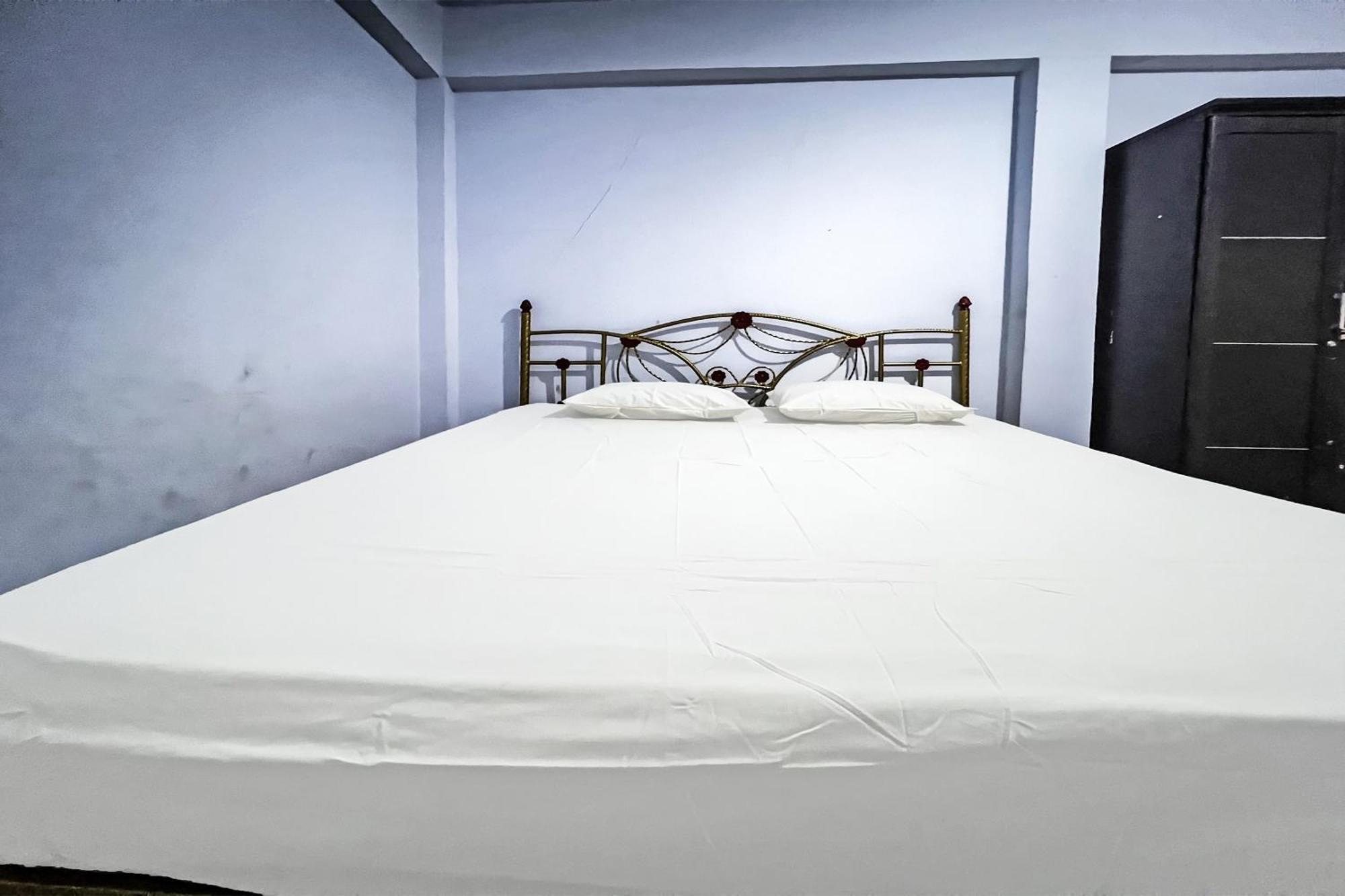 Oyo 91757 Surya Hotelneartaman Anggrek Pkk Watansoppeng Lalabata エクステリア 写真