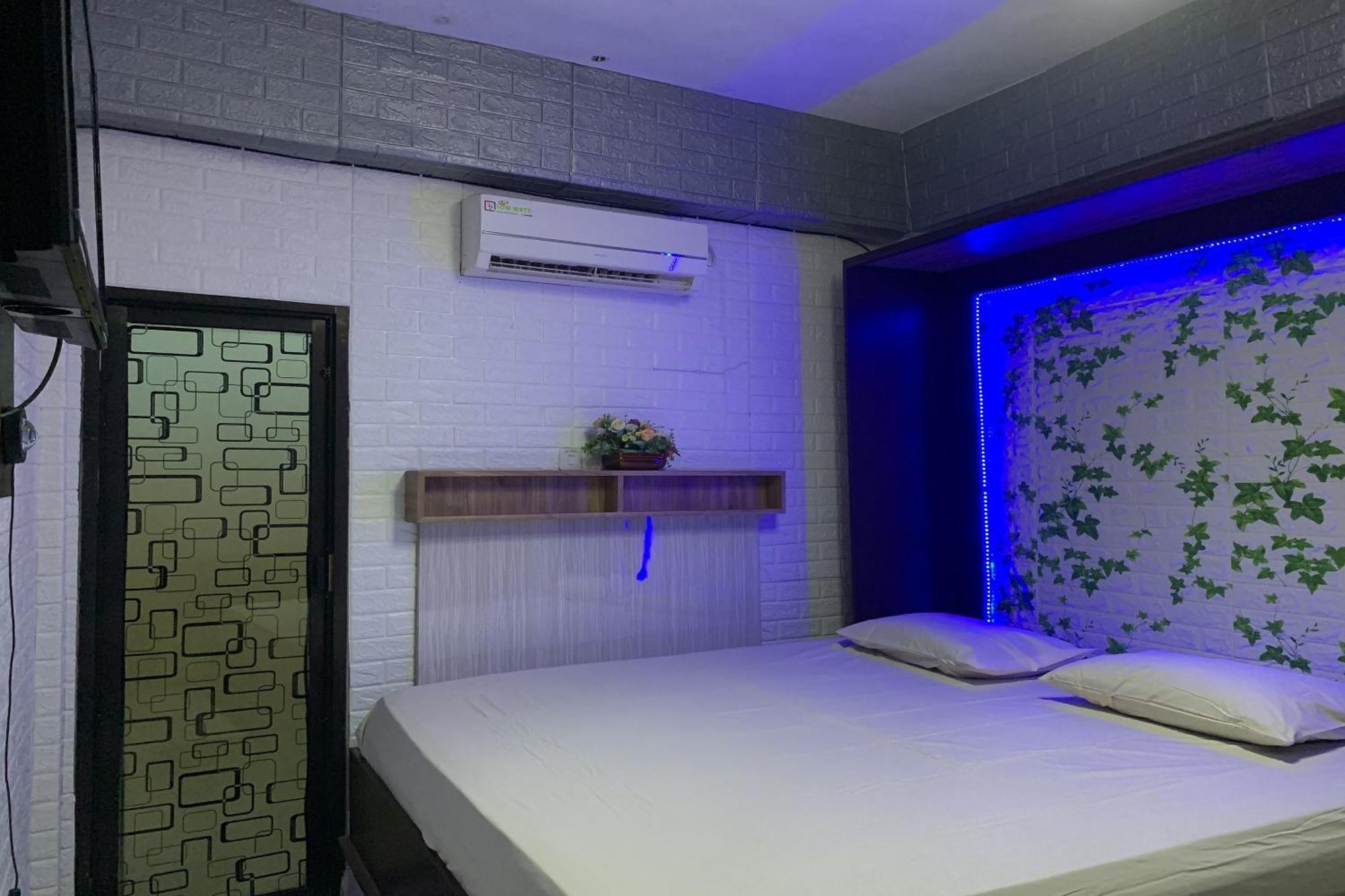 Oyo 91757 Surya Hotelneartaman Anggrek Pkk Watansoppeng Lalabata エクステリア 写真
